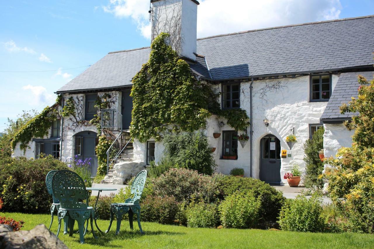 Dolgun Uchaf Historic B&B And Cottages In Snowdonia Dolgellau Kültér fotó
